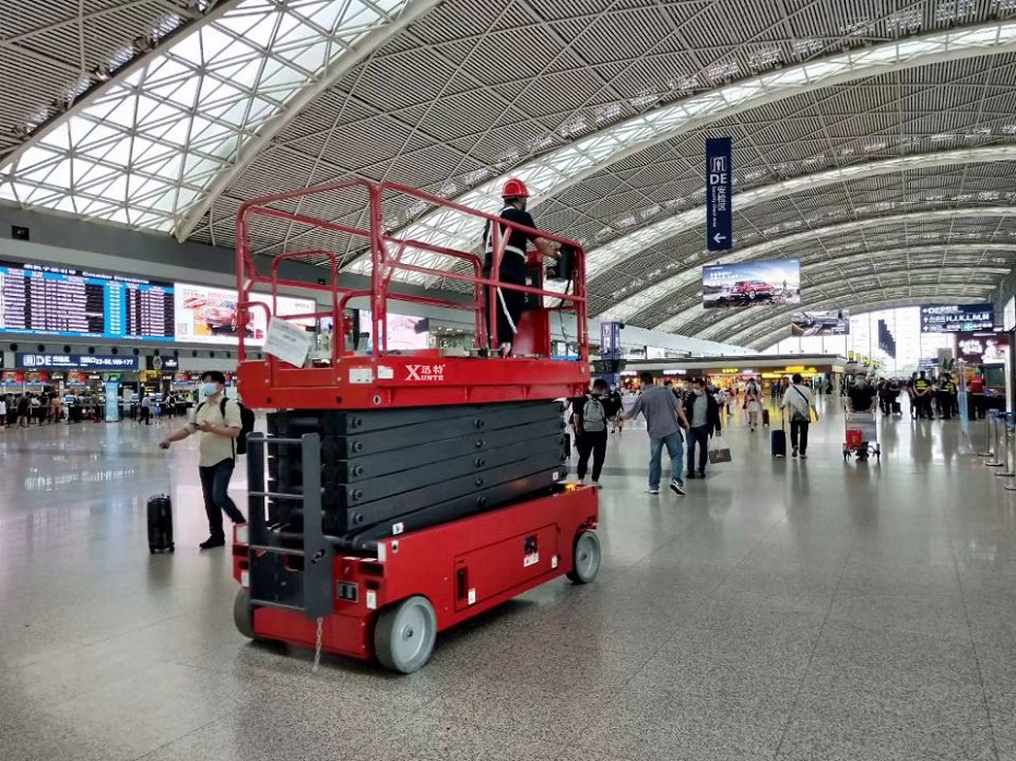 剪叉式高空作业成色版抖音91免费平台